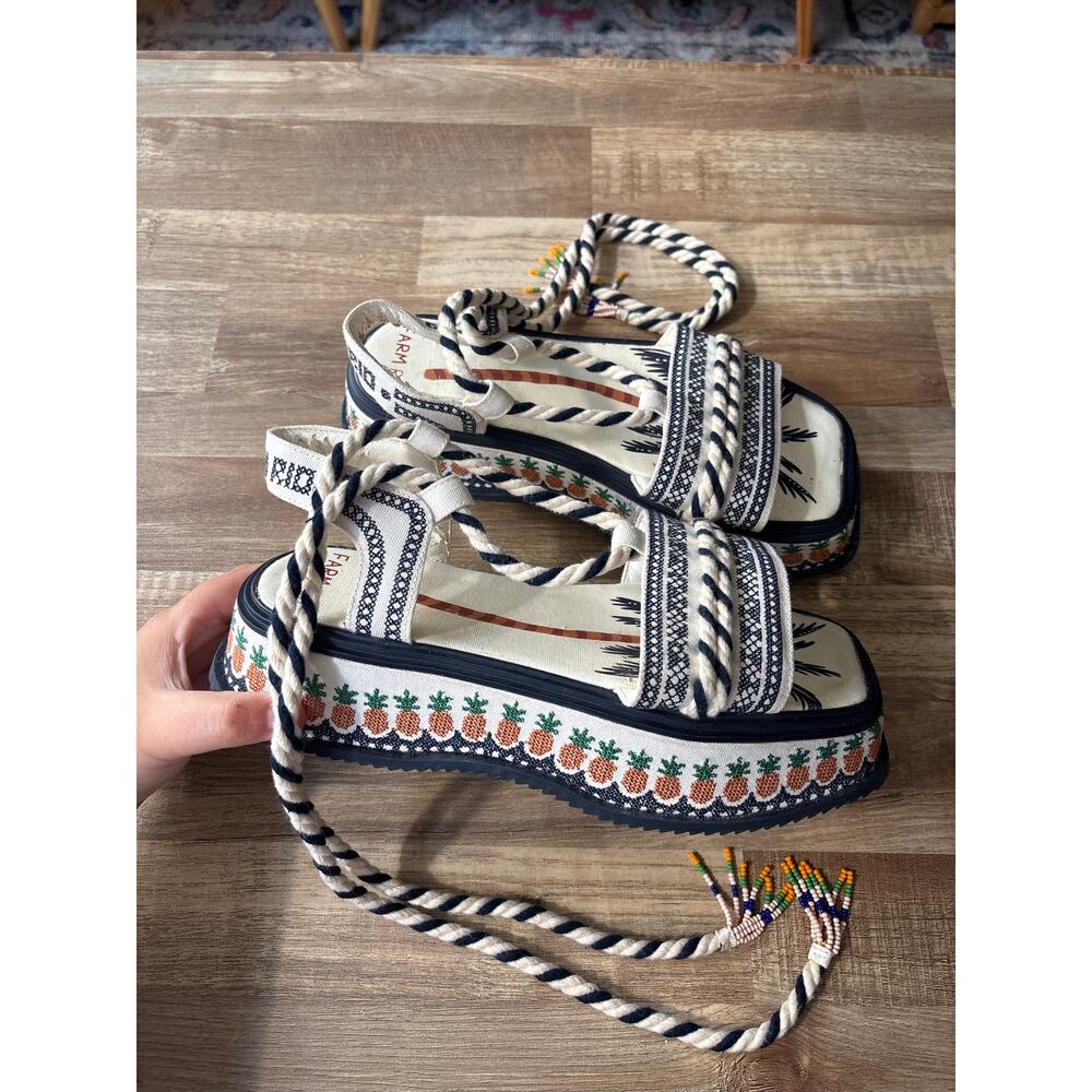 FARM Rio Embroidered Pineapples Ankle Tie Platform Sandal size 9 - Picture 2 of 7